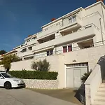 Apartman Arielle Two Bedroom In Lapad