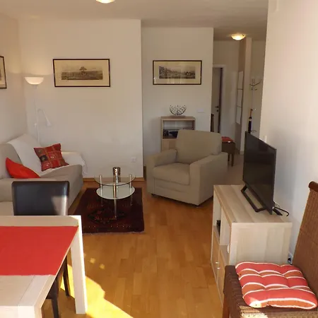 Apartment Arielle Two Bedroom In Lapad *