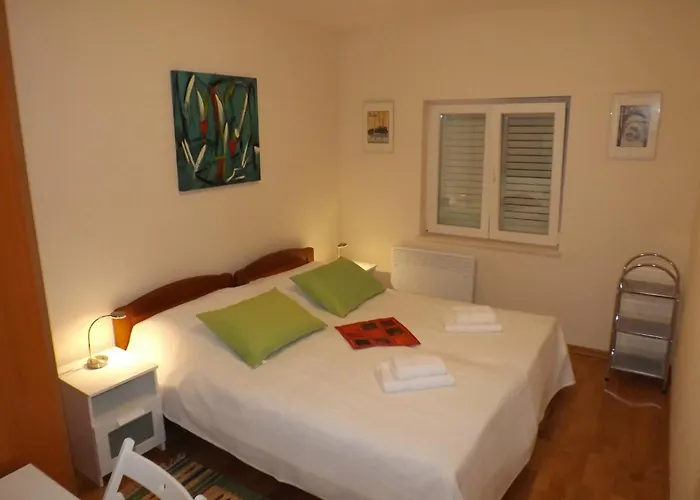 Arielle Two Bedroom In Lapad